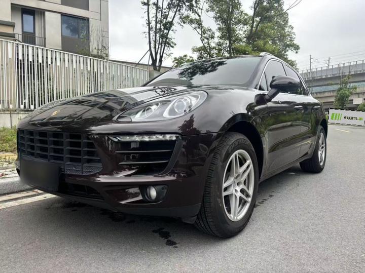 2017 Macan 2.0T