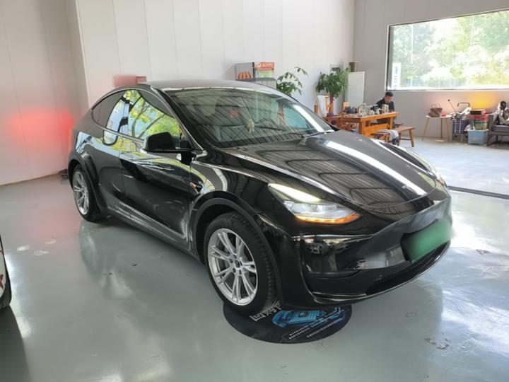 Model Y 2022 RWD photo 3