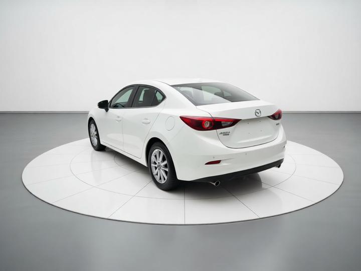 3 Axela 2017 Sedan 1.5L AT Luxury China V photo 4