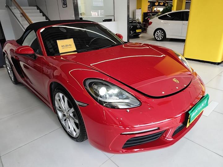 718 2020 Boxster 2.0T photo 3