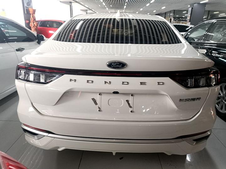 Mondeo 2025 1.5T EcoBoost photo 5