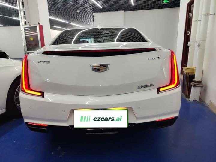 XTS 2018 28T Tech photo 3
