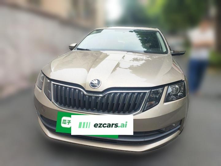 Octavia 2020 1.5L MT Standard photo 2