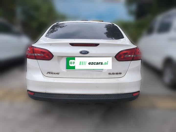 Focus 2015 Sedan 1.6L AT Comfort photo 5