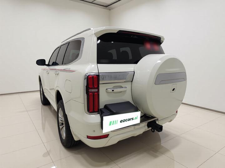 500 EV 2023 Hi4-T photo 4