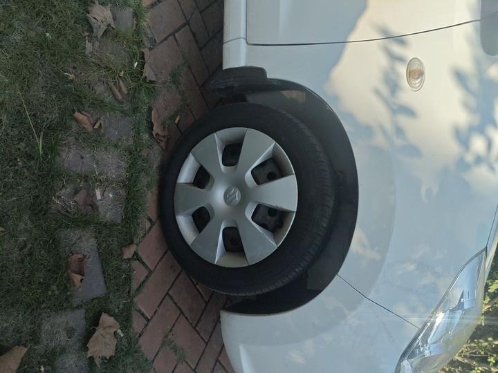 2013 Facelift 1.0L MT Comfort photo 8