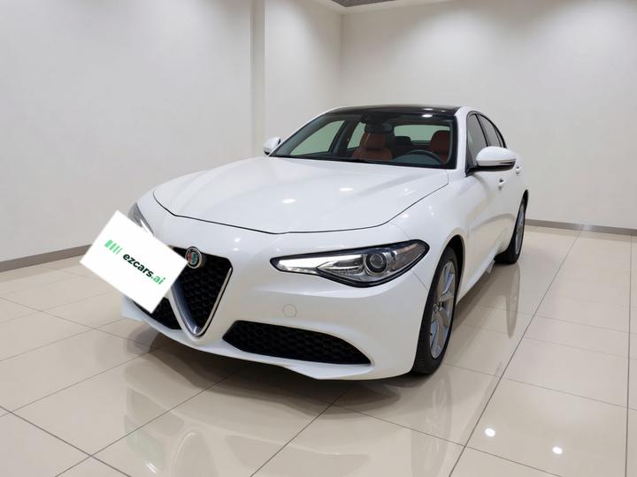 Alfa Romeo Giulia 2017 2.0T 280HP Luxury