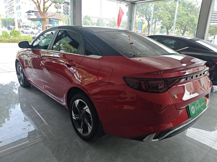 Emgrand L HiP 2022 1.5TD-DHT Pro 100KM Super photo 4