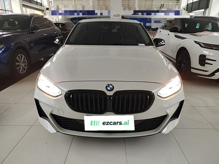 1 Series 2023 120i M Sport photo 2