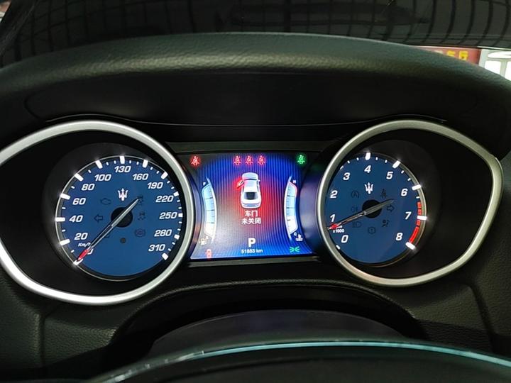 Ghibli 2014 3.0T Standard photo 7