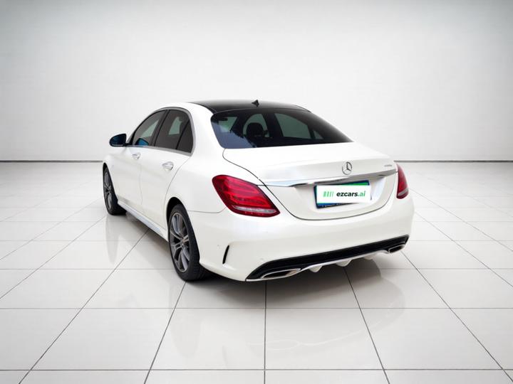 C-Class 2015 Facelift C 200 L Sport photo 4