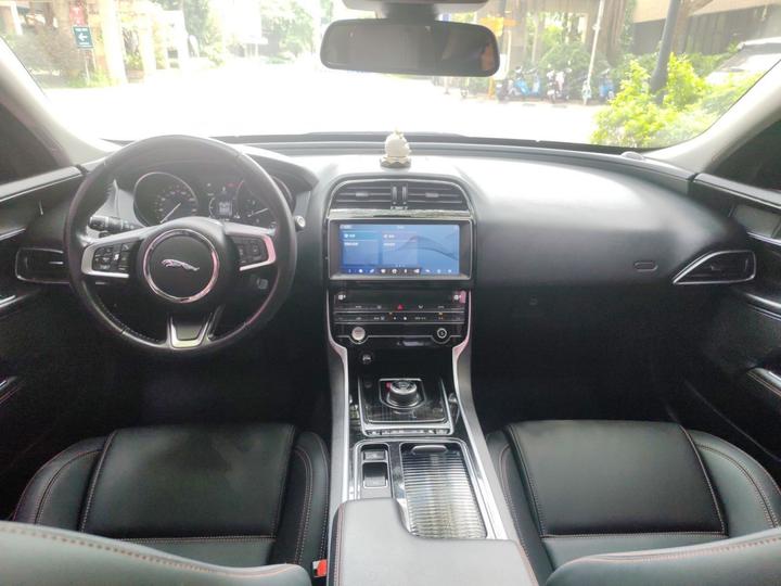 XEL 2019 2.0T 200PS Luxury photo 5