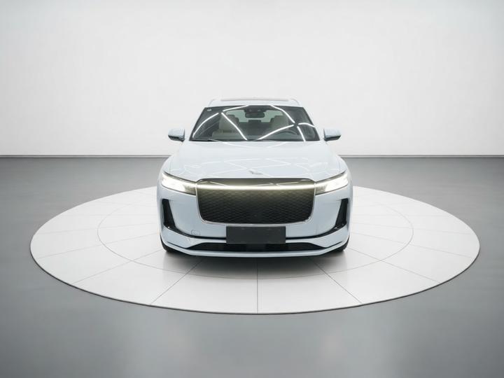 Li Auto ONE 2020 EREV 6-Seater photo 2