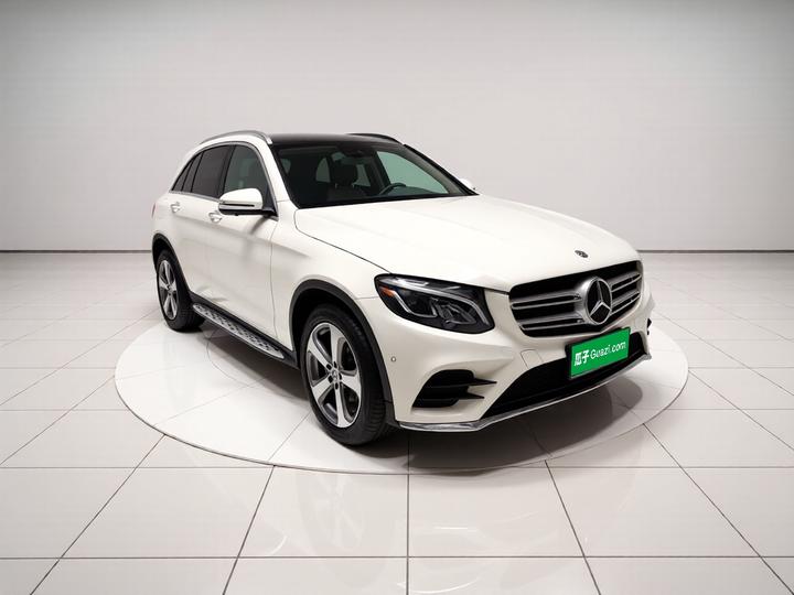 GLC 2017 GLC 260 4MATIC Luxury photo 3