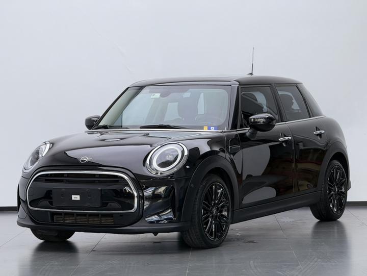 2022 Facelift 1.5T COOPER Classic 5-Door