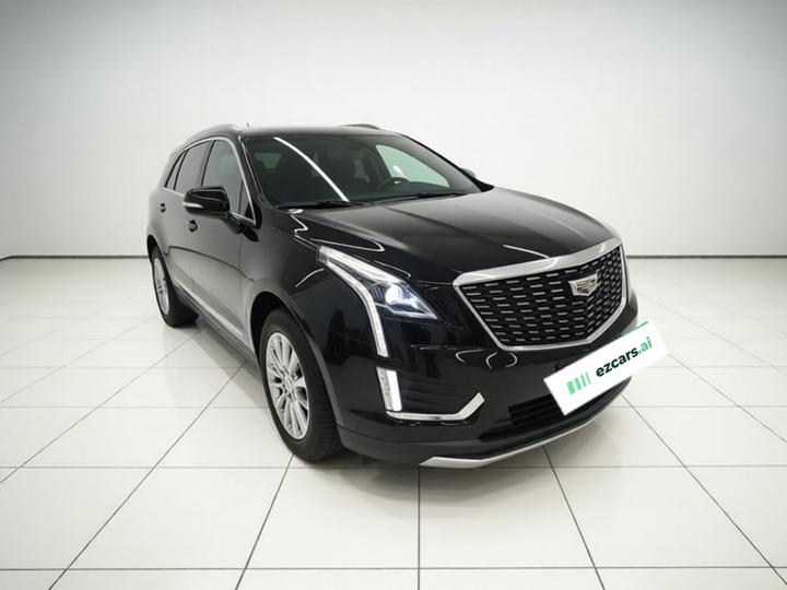 XT5 2021 28T Luxury photo 3