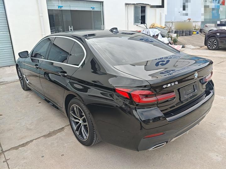 5 Series 2022 Facelift 525Li M Sport Package photo 4