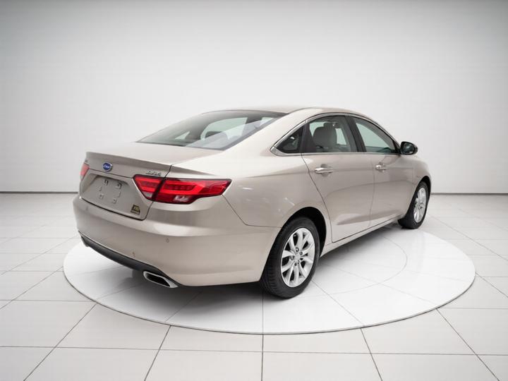Emgrand GL 2017 1.8L MT Elite photo 4