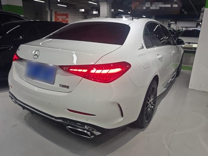 C-Class 2025 C 260 L Sport photo 4