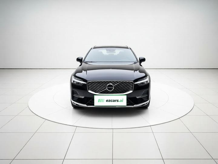 XC60 2025 B5 AWD Luxury photo 2