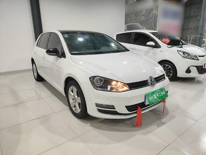 Golf 2017 230TSI AT Comfort Anniversary Edition photo 3