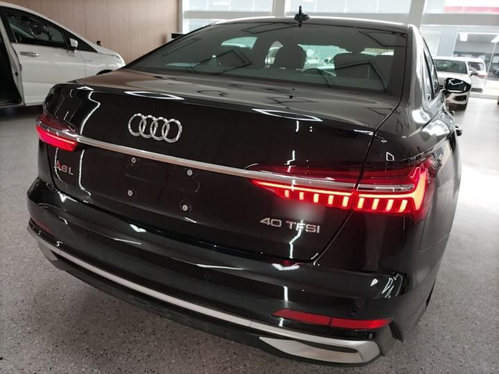 A6L 2024 40 TFSI Luxury Dynamic photo 3