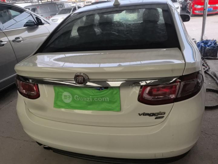 Fiat 2015 1.4T AT Enjoy photo 3