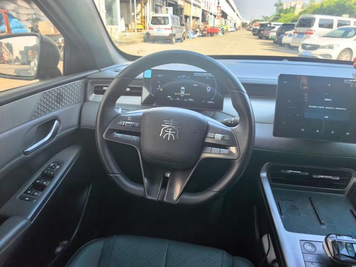 Qin PLUS 2025 DM-i ADAS 55KM Leading photo 3