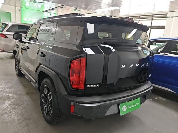 2022 1.5T DCT RWD photo 4