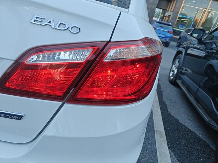 Eado 2016 1.6L AT photo 7