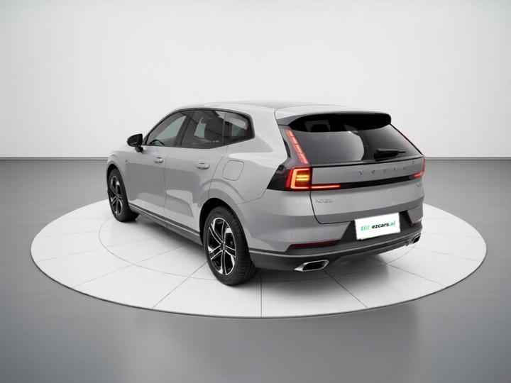 XC70 Hybrid 2026 RWD Long Range Core photo 4