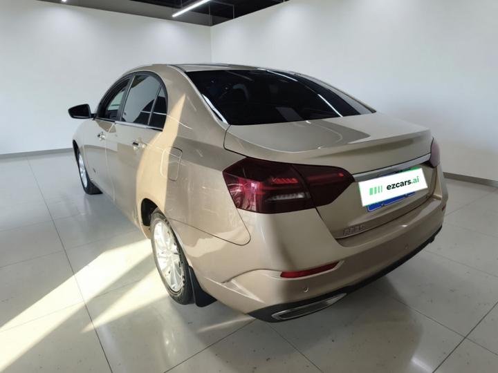 Emgrand 2021 UP 1.5L CVT photo 4