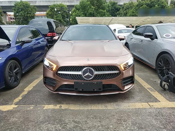 A-Class 2019 Facelift A 200 L Sport photo 2