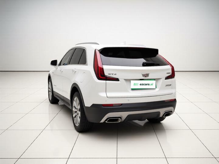 XT4 2020 28T RWD Luxury photo 4