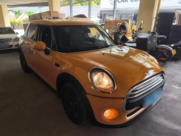 2016 1.2T ONE 5-Door photo 3