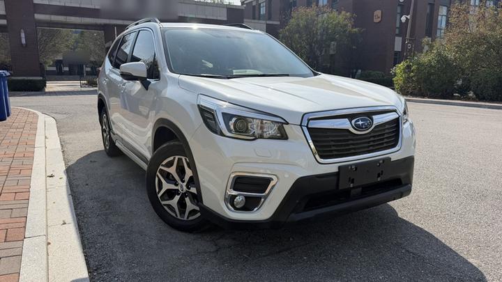 Forester 2020 2.0i Luxury photo 3