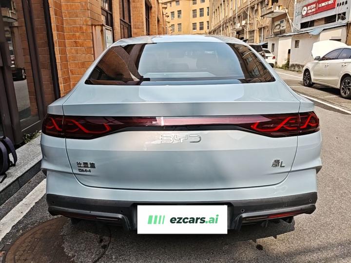Qin L 2024 DM-i 80KM Leading photo 5