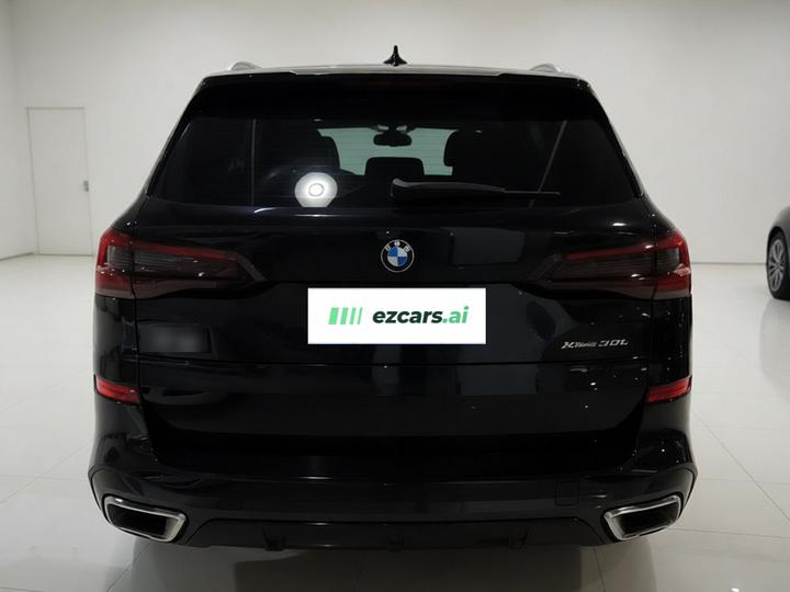 X5 2022 xDrive 30Li M Sport Package photo 5