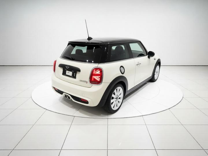 2016 2.0T COOPER S photo 4