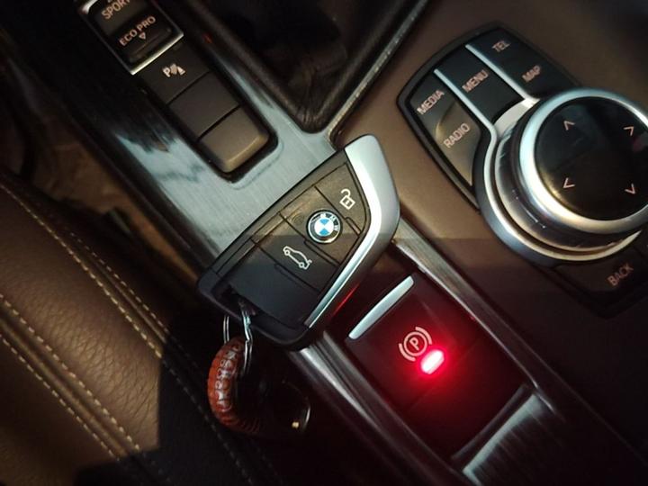 X1 2016 sDrive20Li Luxury photo 8