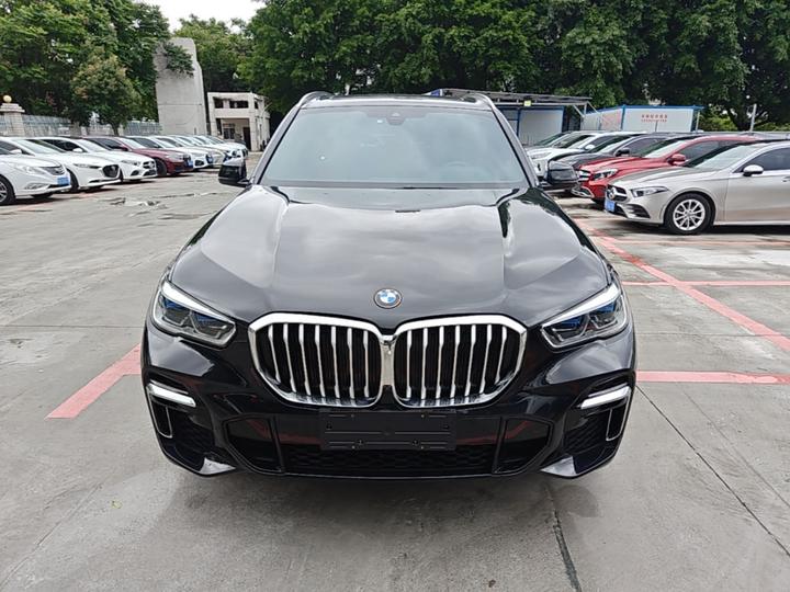 X5 2022 xDrive 40Li M Sport Package photo 2