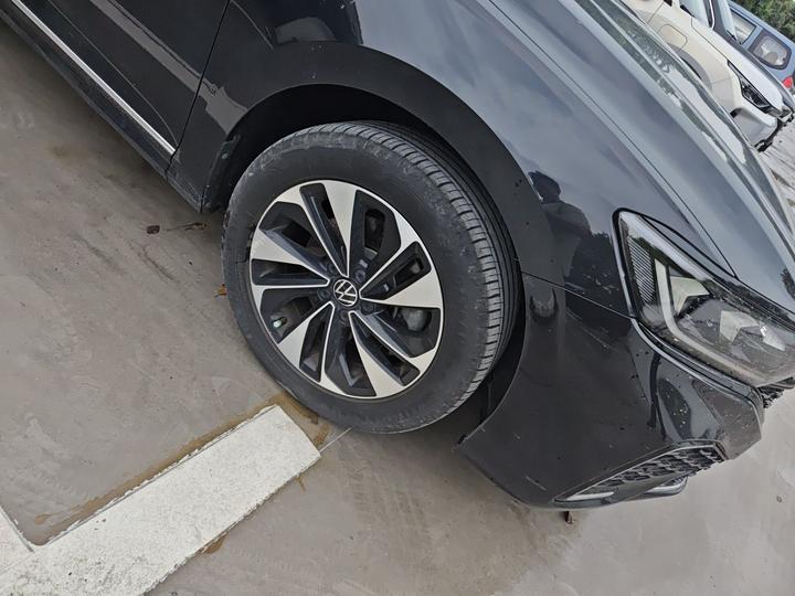 Passat 2023 330TSI Elite photo 8
