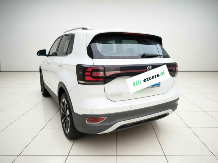 2020 1.5L AT photo 4