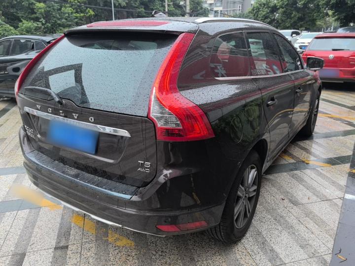 XC60 2017 T5 AWD Upgraded photo 4