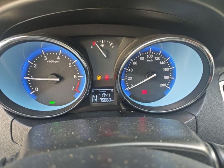 C3 2015 1.5L AMT photo 7
