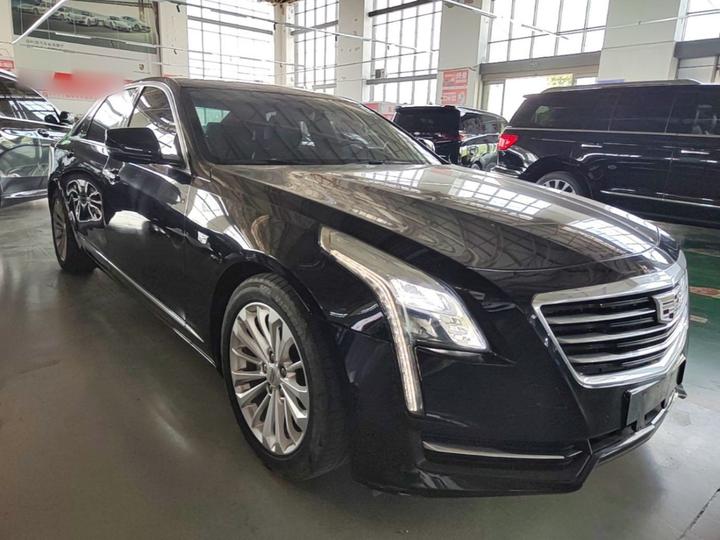 CT6 2017 28T Luxury photo 3