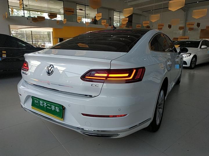 FAW-Volkswagen CC 2019 380TSI China V photo 4