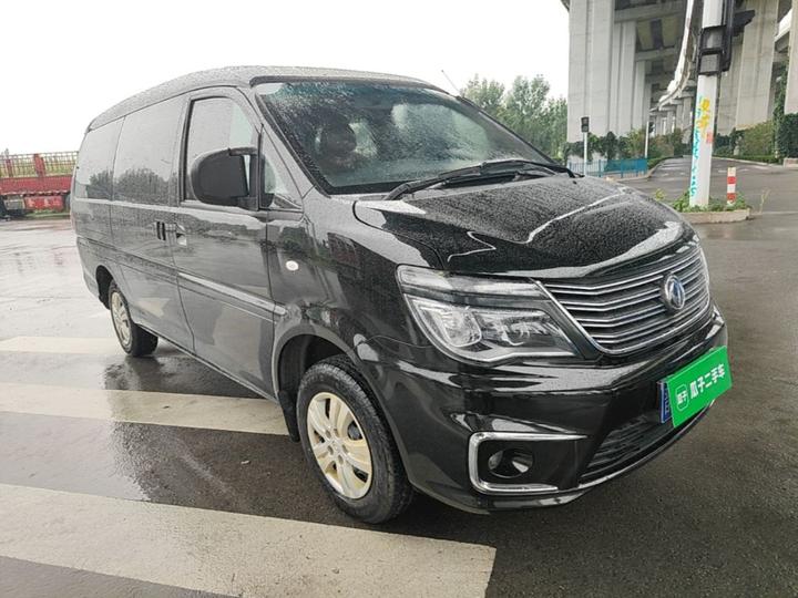 Lingzhi 2018 M5L 1.6L 7-Seater Comfort photo 3