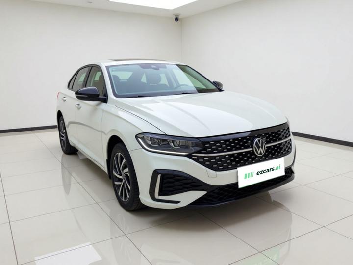 Lavida 2023 300TSI DSG Leading photo 3