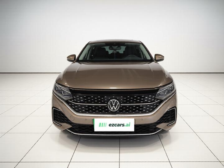Passat 2022 330TSI Luxury photo 2